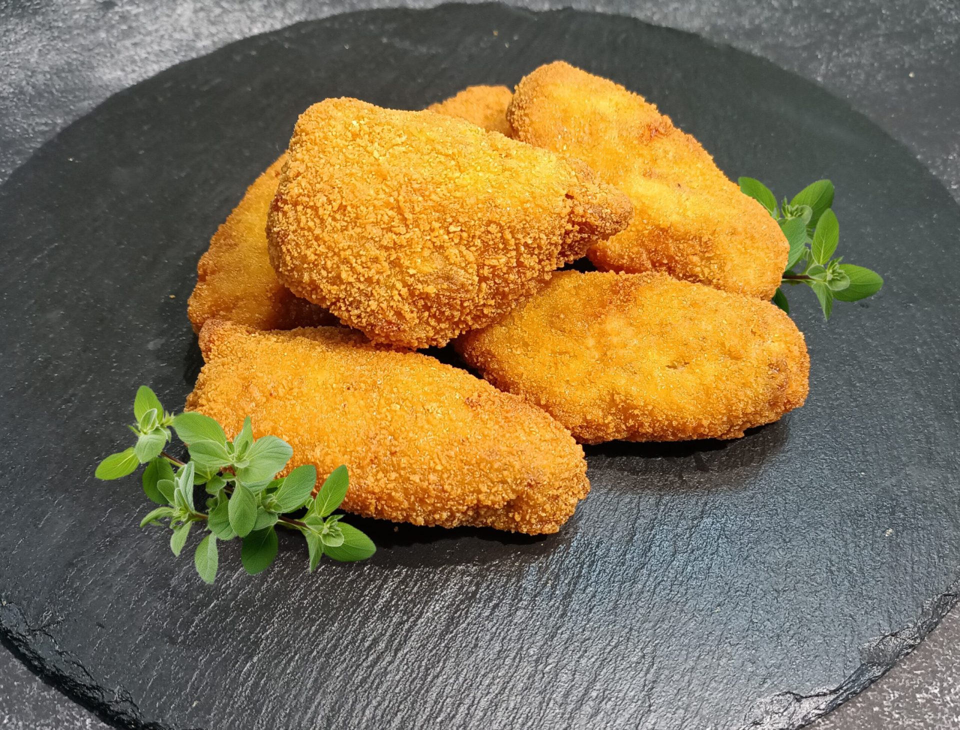 AVES Polski Producent wędlin i garmażu